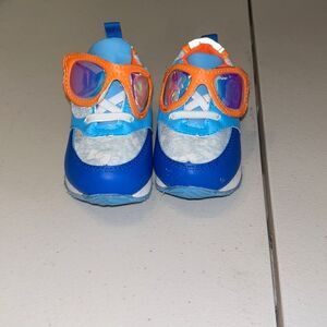 NWOT blippi  sneakers size 5 but fit like a 4